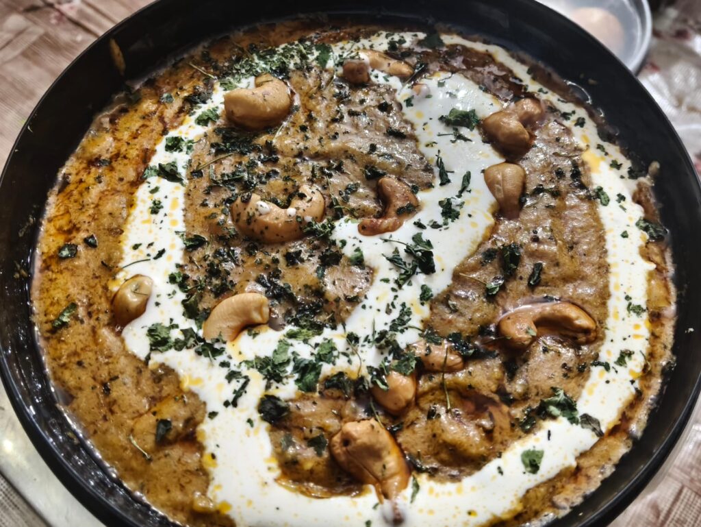 Creamy kaju curry with fresh cream and cashews in Zirakpur.
